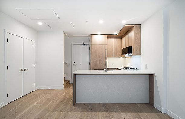 108 5212 Cambie Street Cambie