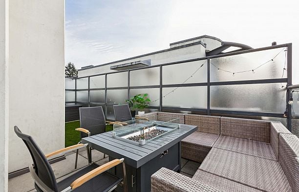 426 3228 Tupper Street Cambie