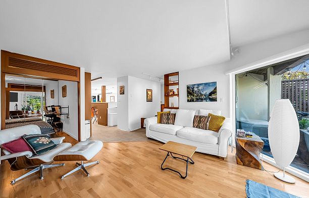 1106 Ironwork Passage False Creek