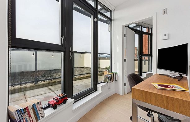 426 3228 Tupper Street Cambie