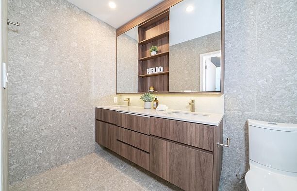 501 5212 Cambie Street Cambie