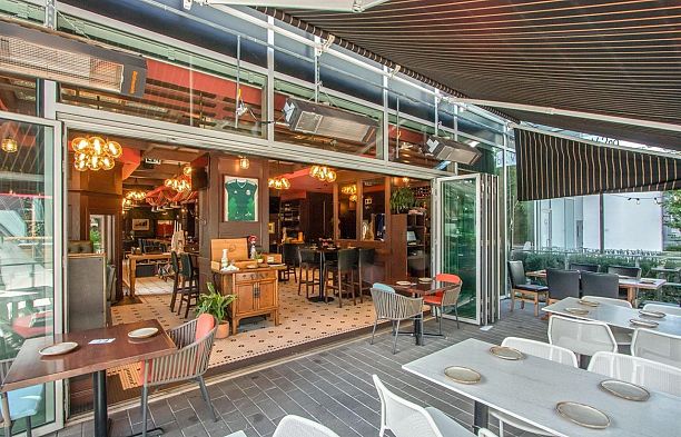 221 159 W 2nd Avenue False Creek