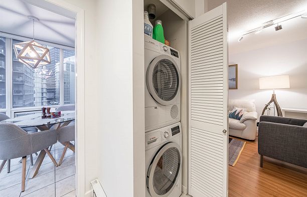 903 1166 Melville Street Coal Harbour