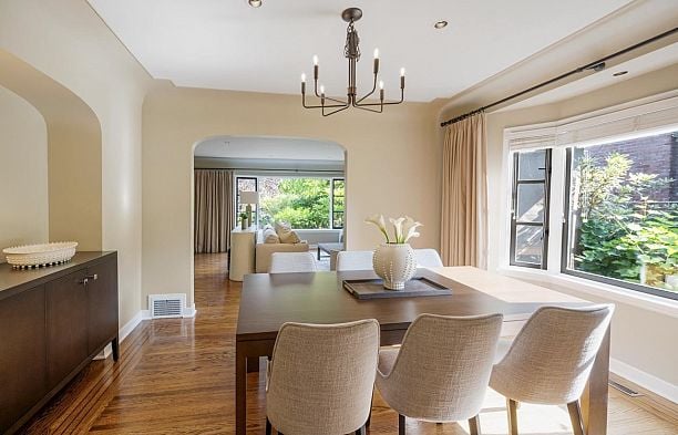 2533 Wallace Crescent Point Grey