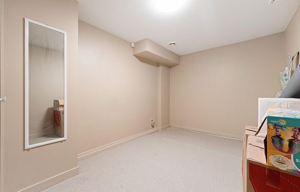 3535 W 47th Avenue Southlands