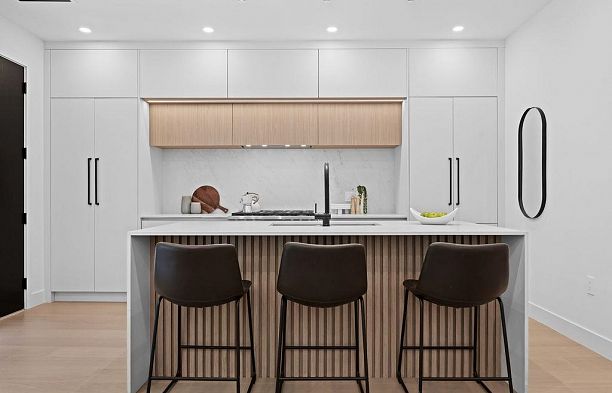 1 3880 W 23rd Avenue Dunbar