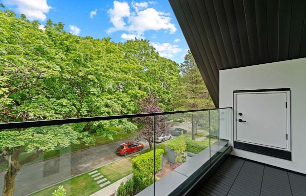 1 3880 W 23rd Avenue Dunbar