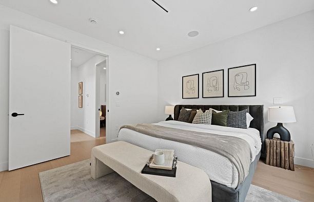 1 3880 W 23rd Avenue Dunbar