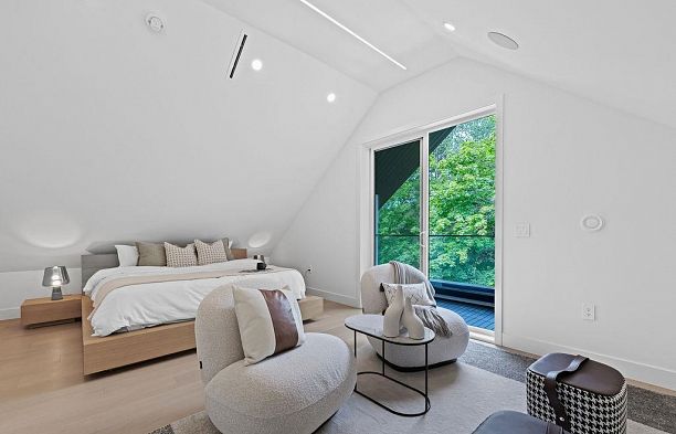 1 3880 W 23rd Avenue Dunbar