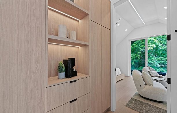 1 3880 W 23rd Avenue Dunbar