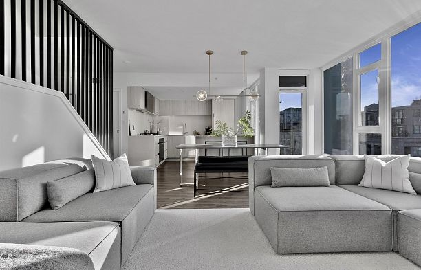 713 1887 Crowe Street False Creek