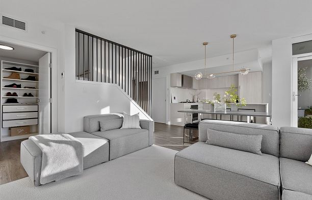 713 1887 Crowe Street False Creek