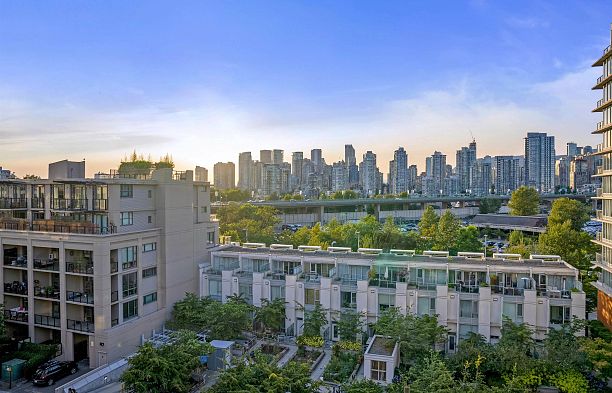 713 1887 Crowe Street False Creek