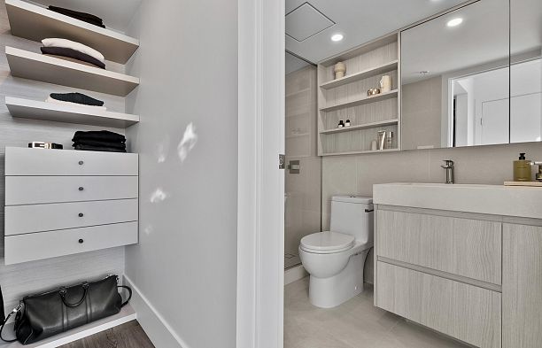 713 1887 Crowe Street False Creek