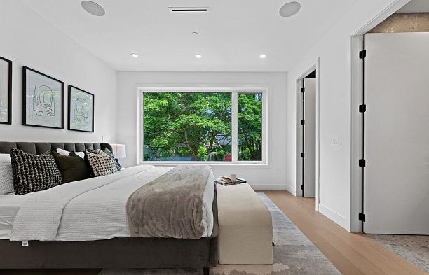 1 3880 W 23rd Avenue Dunbar