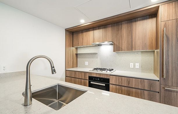 216 5212 Cambie Street Cambie