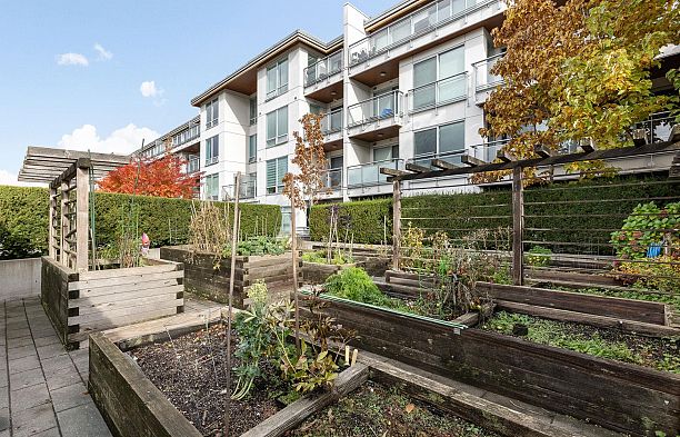 218 3333 Main Street Main