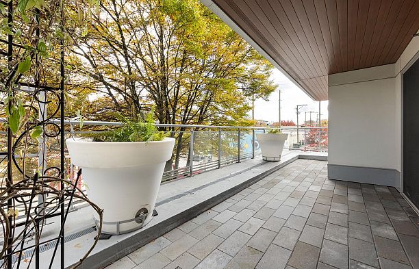 218 3333 Main Street Main