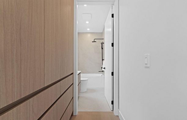 1 3880 W 23rd Avenue Dunbar