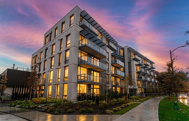 216 5212 Cambie Street Cambie