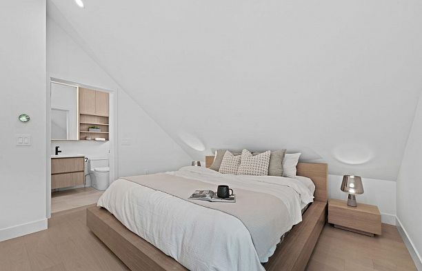 1 3880 W 23rd Avenue Dunbar