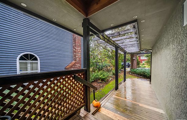 3758 W 35th Avenue Dunbar