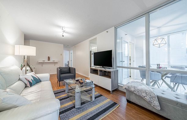 903 1166 Melville Street Coal Harbour