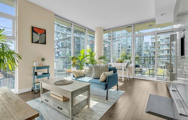 504 38 W 1st Avenue False Creek