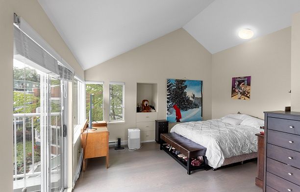 1596 Island Park Walk False Creek