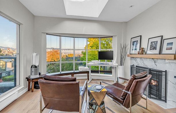 402 2216 W 3rd Avenue Kitsilano