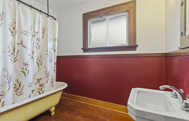 3056 W 6th Avenue Kitsilano