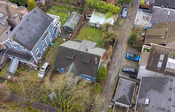 3056 W 6th Avenue Kitsilano