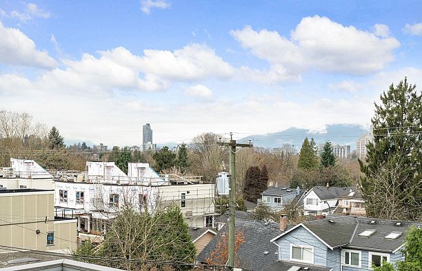 301 523 W King Edward Avenue Cambie