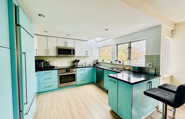 1596 Island Park Walk False Creek