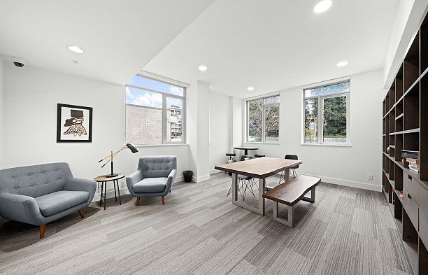 301 523 W King Edward Avenue Cambie