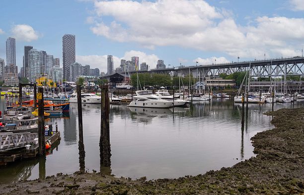 1596 Island Park Walk False Creek