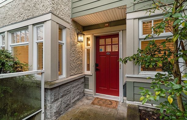 2460 Sasamat Street Point Grey