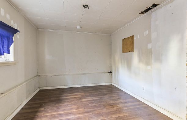 3056 W 6th Avenue Kitsilano