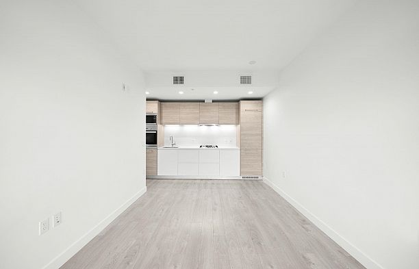 301 523 W King Edward Avenue Cambie