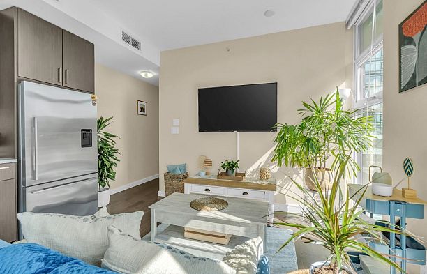 504 38 W 1st Avenue False Creek