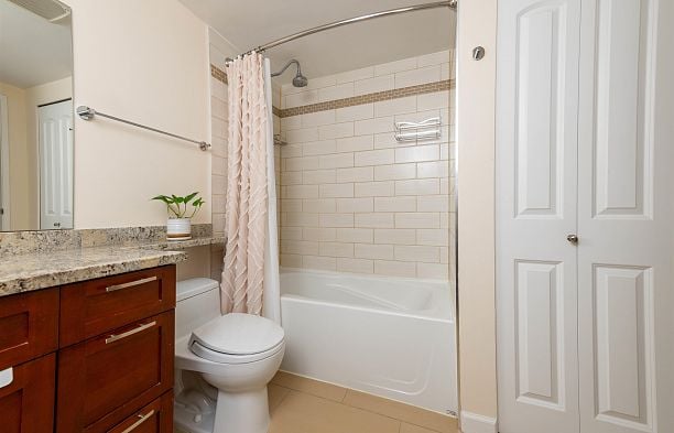 112 1274 Barclay Street West End VW