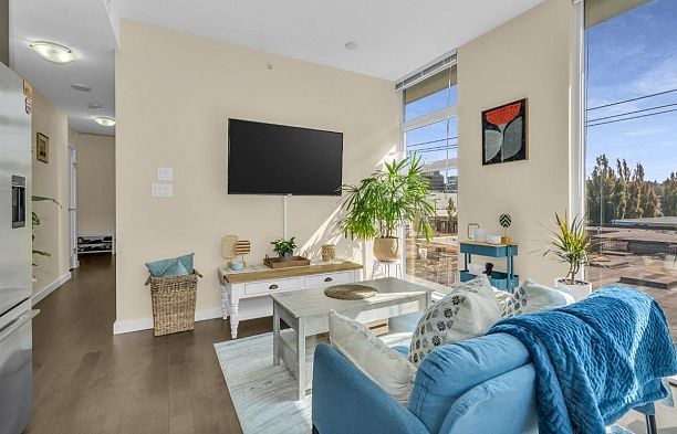 504 38 W 1st Avenue False Creek