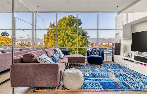 402 2216 W 3rd Avenue Kitsilano