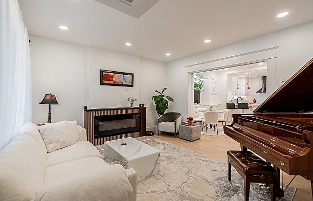 3343 W 3rd Avenue Kitsilano