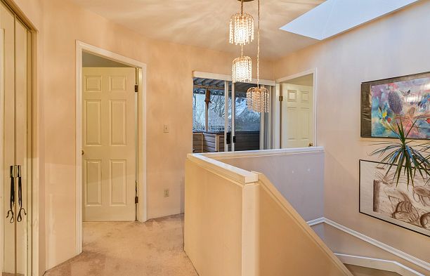 2586 W 8th Avenue Kitsilano