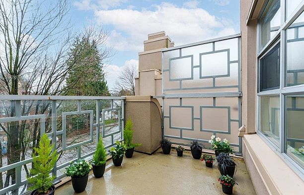 408 3083 W 4th Avenue Kitsilano