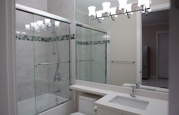 455 W 38th Avenue Cambie