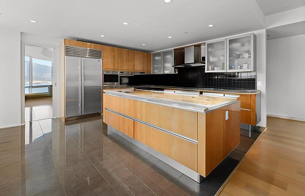 2101 1169 W Cordova Street Coal Harbour