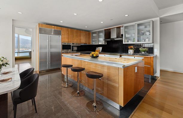 2101 1169 W Cordova Street Coal Harbour