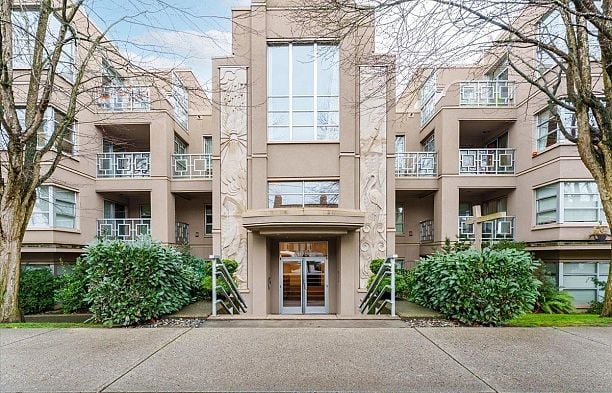 408 3083 W 4th Avenue Kitsilano